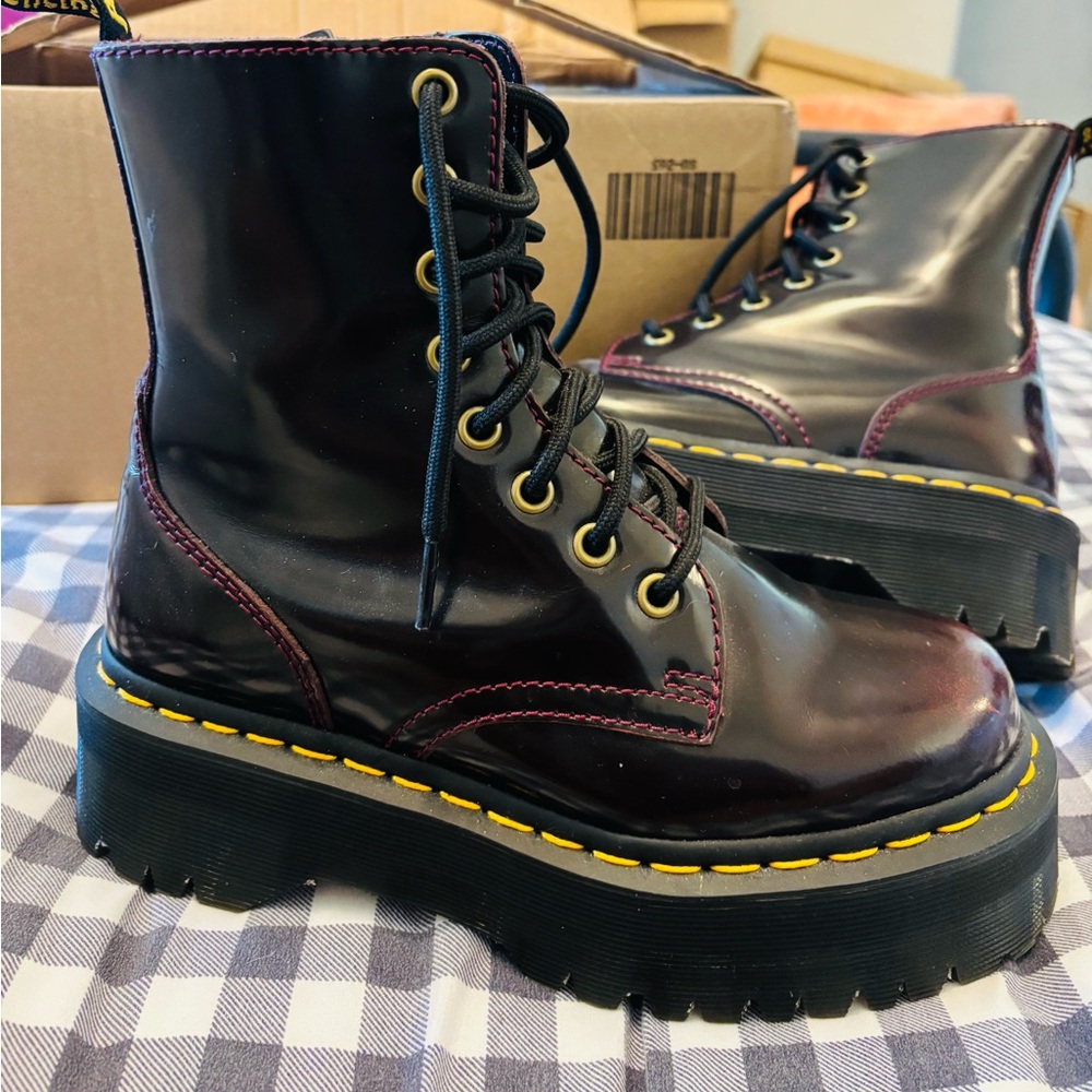 Dr. Martens Jadon Boots - Dark Brown